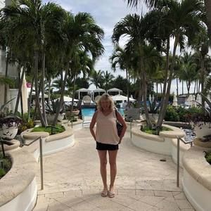 Meet your Posher, Maureen